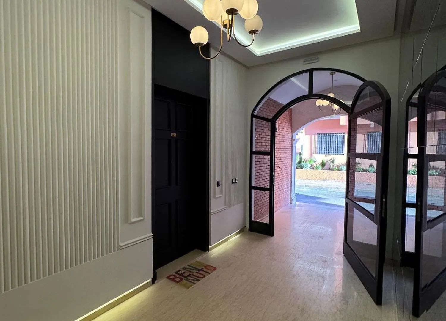 Downtown Apartment With Pool 마라케시