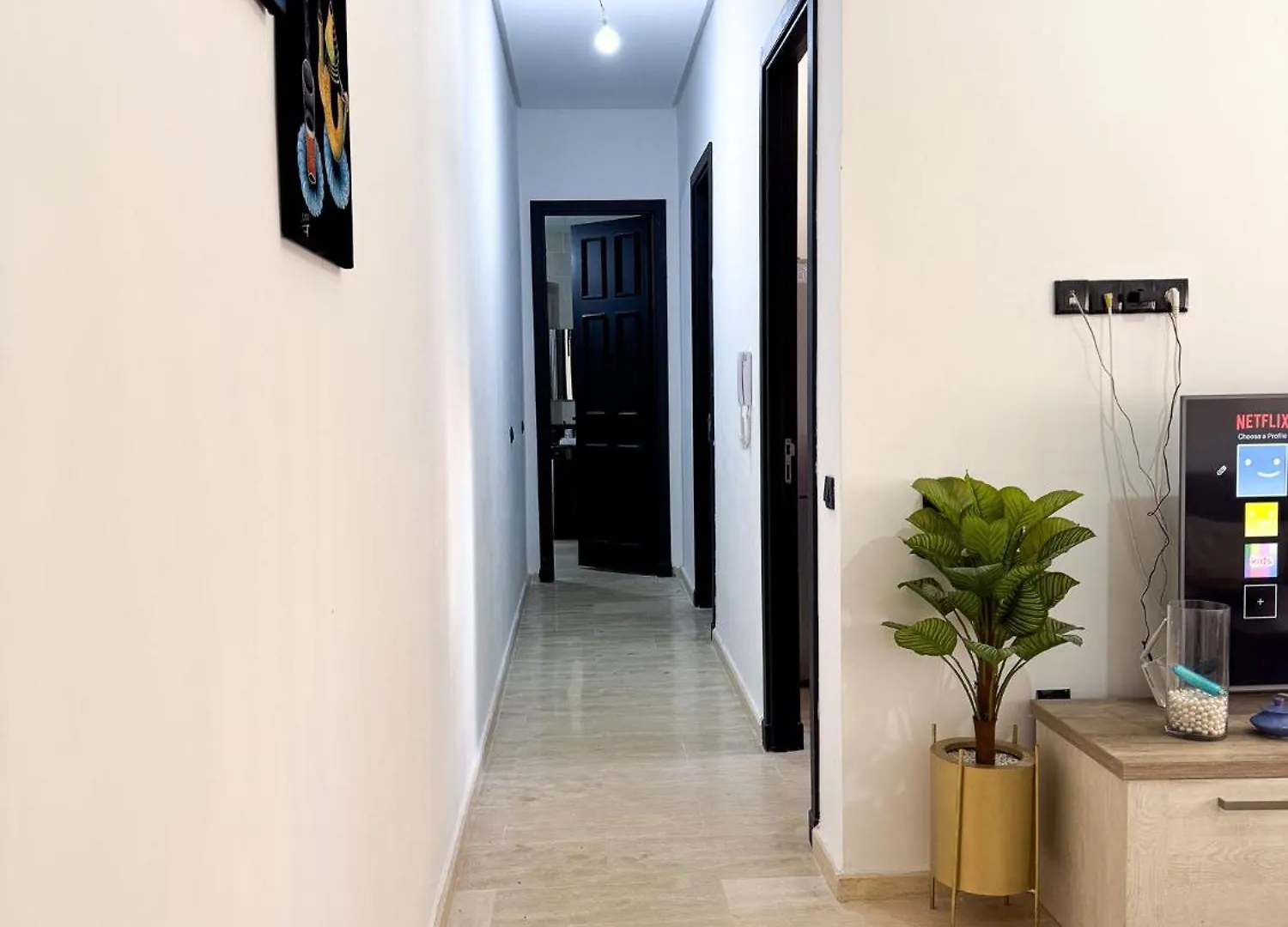 Downtown Apartment With Pool 마라케시